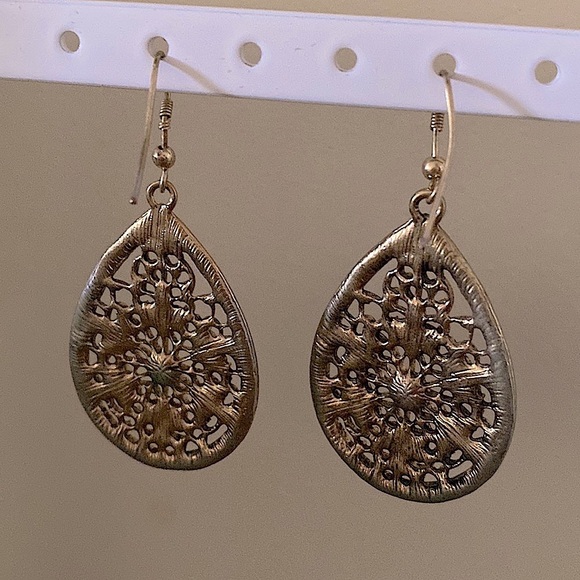Y2K 90’s Filigree earrings  in antique brass finish w/ small rhinestones. - Picture 3 of 4